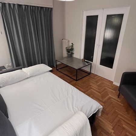 4 Newly Renovated Charming Apartments Steps From Panormou Metro Station Atenas Exterior foto