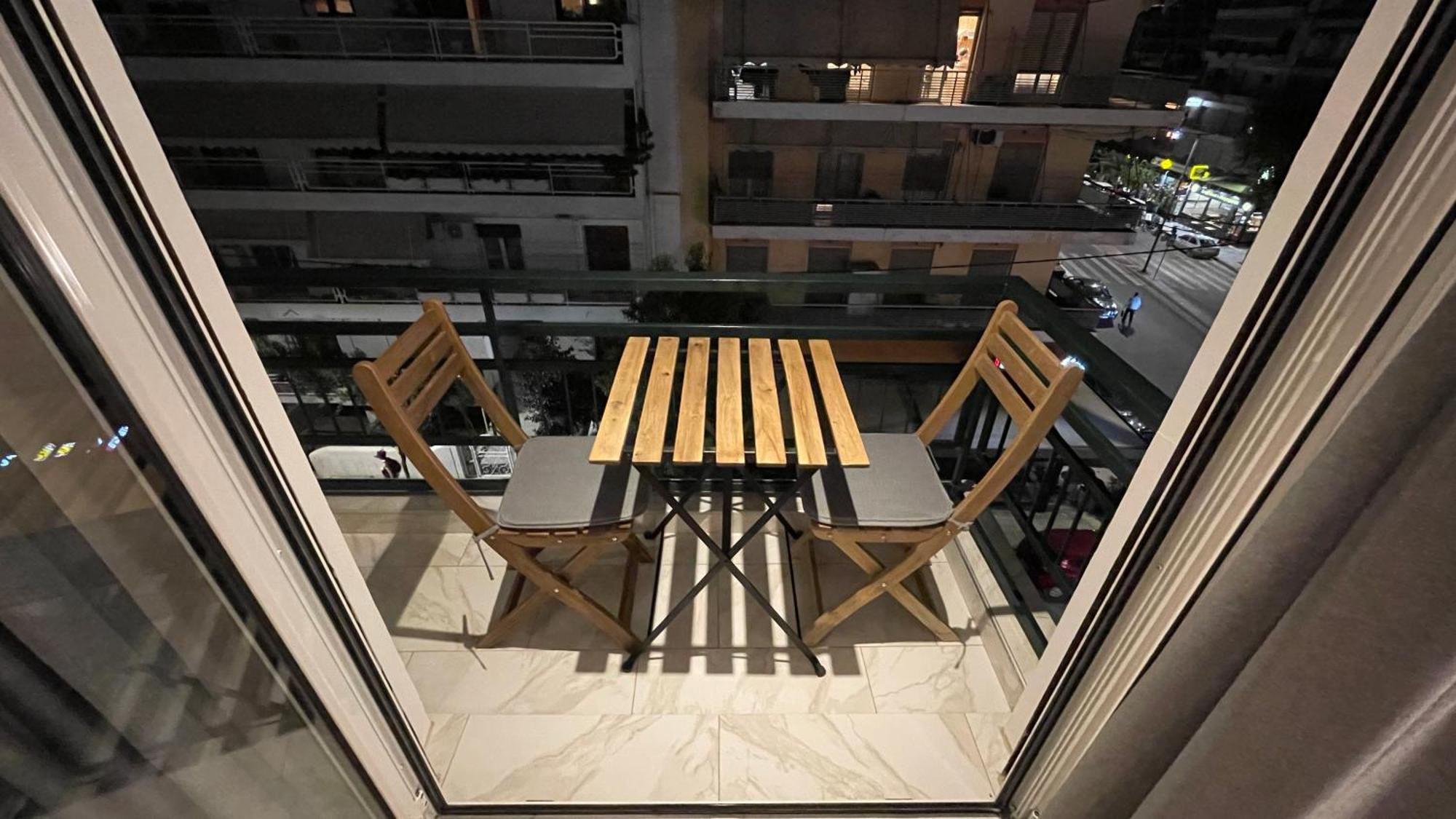 4 Newly Renovated Charming Apartments Steps From Panormou Metro Station Atenas Exterior foto