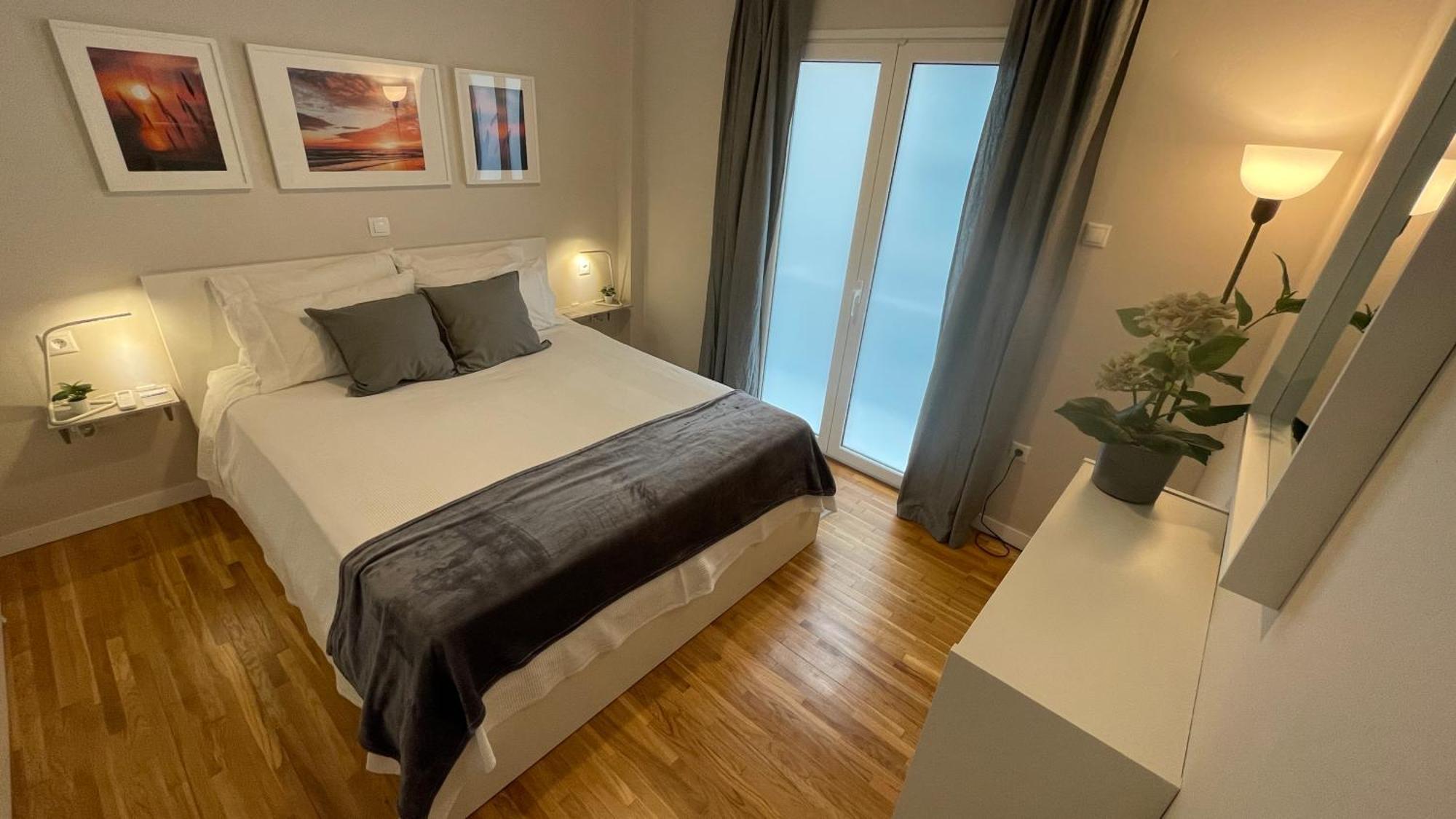 4 Newly Renovated Charming Apartments Steps From Panormou Metro Station Atenas Exterior foto