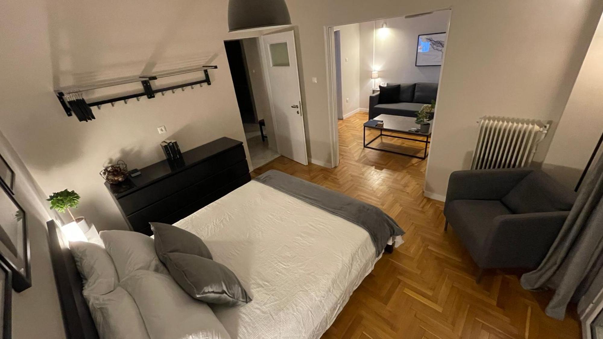 4 Newly Renovated Charming Apartments Steps From Panormou Metro Station Atenas Exterior foto