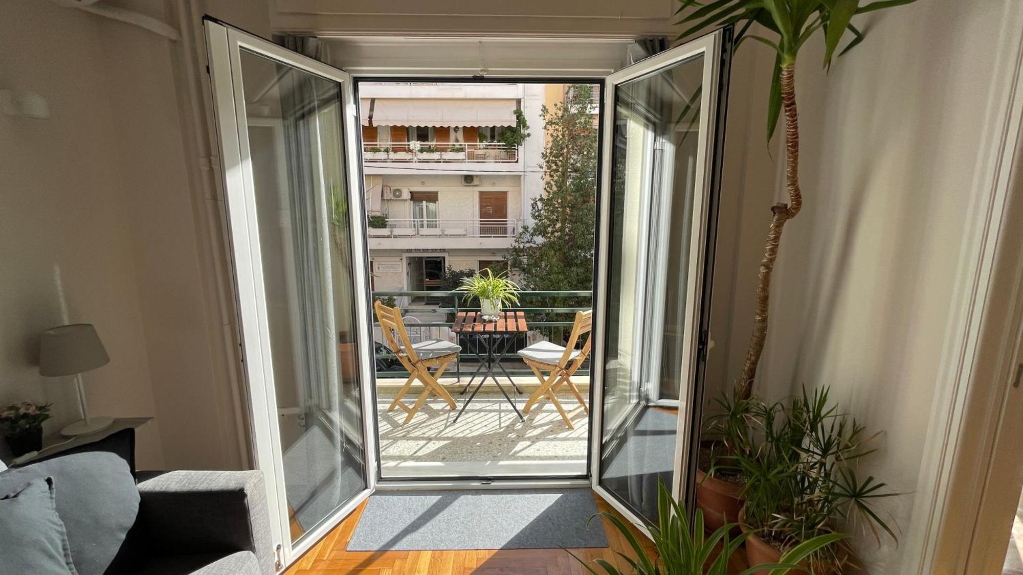 4 Newly Renovated Charming Apartments Steps From Panormou Metro Station Atenas Habitación foto