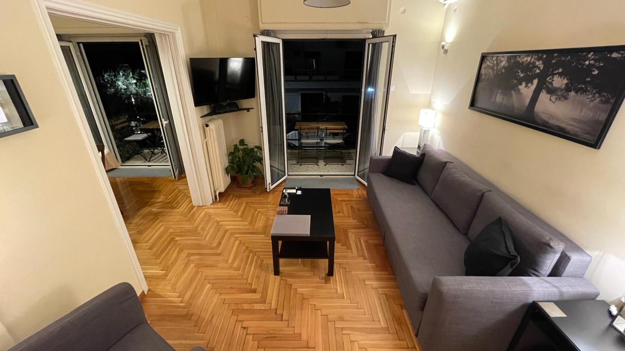 4 Newly Renovated Charming Apartments Steps From Panormou Metro Station Atenas Habitación foto